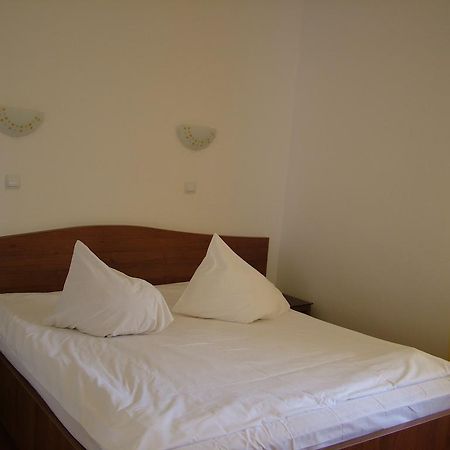 Hôtel Oltenia à Băile Govora Extérieur photo
