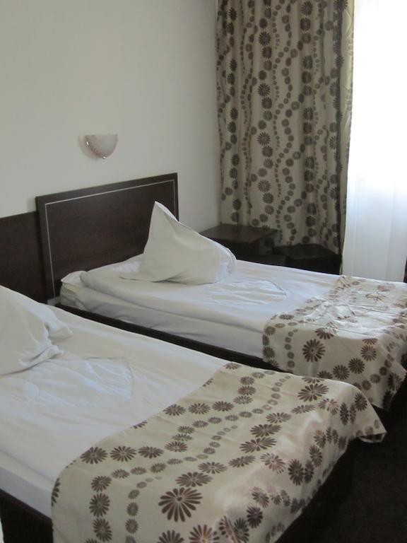 Hôtel Oltenia à Băile Govora Extérieur photo