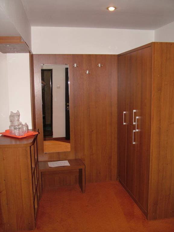 Hôtel Oltenia à Băile Govora Extérieur photo