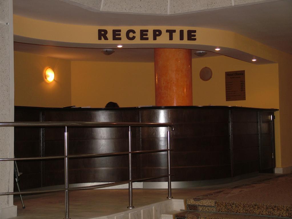 Hôtel Oltenia à Băile Govora Extérieur photo