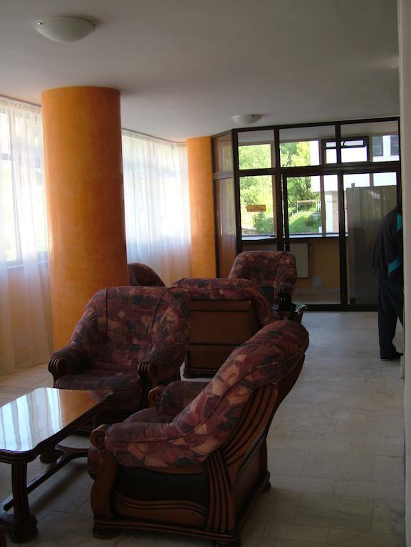 Hôtel Oltenia à Băile Govora Extérieur photo